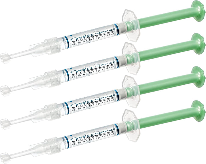 Seringues en gel Opalescence pour le blanchiment des dents - Kit de recharge (2 paquets / 4 seringues au total) Peroxyde de carbamide. Fabriqué par Ultradent, au goût de menthe. Seringues de recharge pour blanchiment des dents 